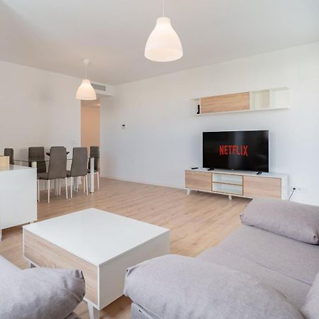 Guestready - Sunny Seaside Escape In Malaga Apartment ภายนอก รูปภาพ