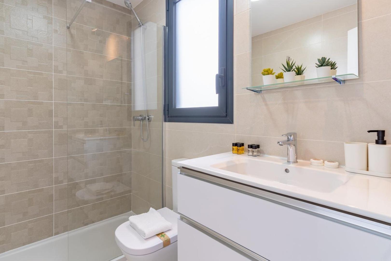Guestready - Sunny Seaside Escape In Malaga Apartment ภายนอก รูปภาพ